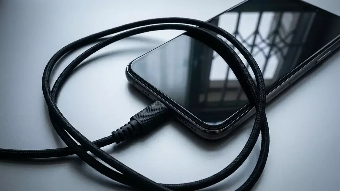 Smartphone-Sicherheit: KI-Schutz nervt, Passkeys boomen - Bild: über boerse-global.de