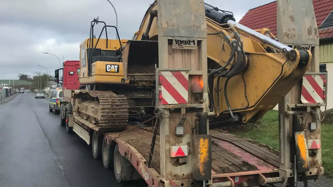 Mittelhessen: WETTERAUKREIS: Verkehrsdienst stellt mehrere Verstöße fest + Auf Balkon geklettert + Gartenstuhl als Aufstiegshilfe + Werkzeuge aus Sprinter gestohlen + Kellerfenster aufgebrochen + 43.000 EUR... - Bild: presseportal.de