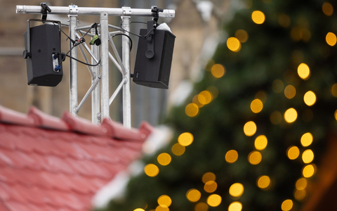 Der Staatsschutz ermittelt wegen rechtsradikaler Musik auf einem Weihnachtsmarkt. (Archivbild) - Foto: Michael Reichel/dpa