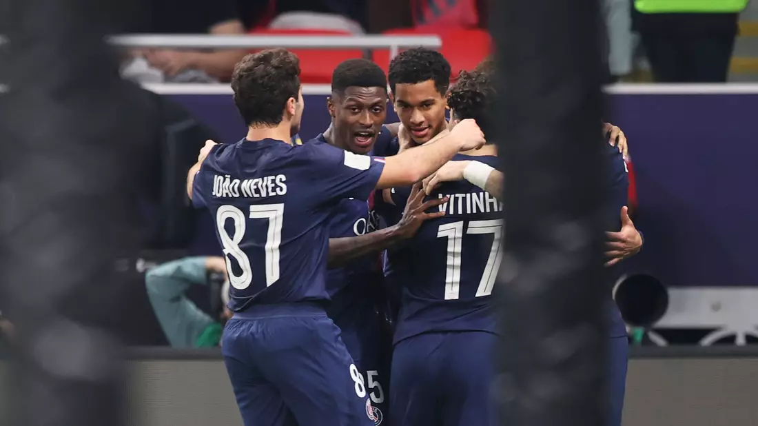 Jorginho kurz vor seinem Ausgleichstor zum 1:1. - Bild: Hussein Sayed/AP/dpa