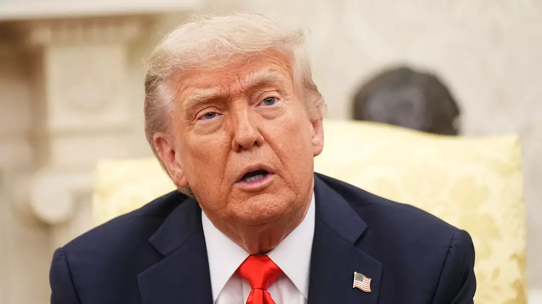 US-Präsident Donald Trump lässt nicht locker in Sachen Grönland. (Archivbild) - Bild: Michael Kappeler/dpa Pool/dpa