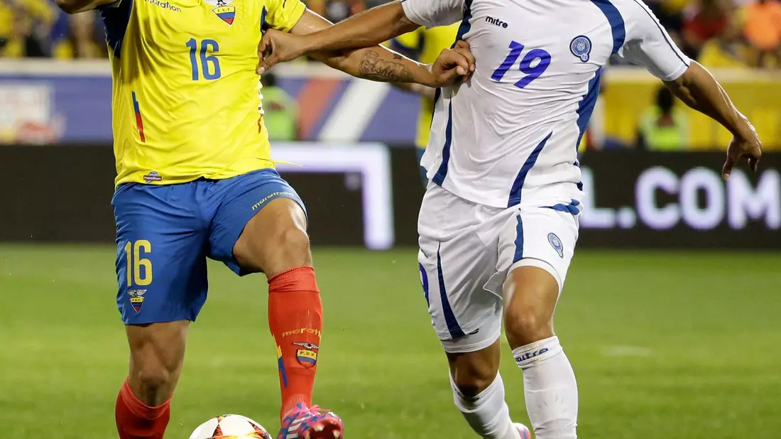 Mario Pineida war ehemaliger Nationalspieler Ecuadors. (Archivbild) - Bild: picture alliance / dpa