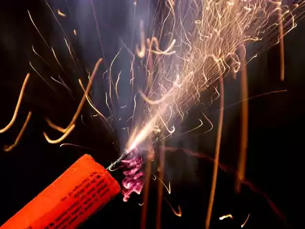 HZA-LA: Zoll warnt vor gefährlichem Feuerwerk aus dem Ausland - Foto: presseportal.de