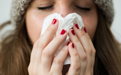 Die jährliche Grippewelle nimmt langsam Fahrt auf. (Symbolbild) - Foto: Christina Sabrowsky/dpa/dpa-tmn Die jährliche Grippewelle nimmt langsam Fahrt auf. (Symbolbild) - Foto: Christina Sabrowsky/dpa/dpa-tmn