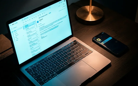 Postbank-Kunden: Neue Phishing-Welle droht mit Kontosperrung - Foto: über boerse-global.de