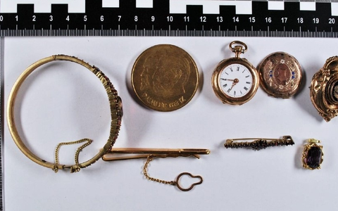 POL-NI: Schmuck aufgefunden - Eigentümer gesucht - Foto: presseportal.de