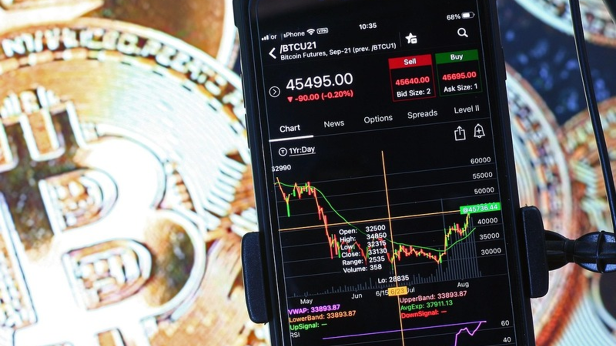 Rheinmetall AG Aktie: Rüstungsboom trifft Bewertungssorgen – wie viel Potenzial bleibt? - Foto: über ad-hoc-news.de