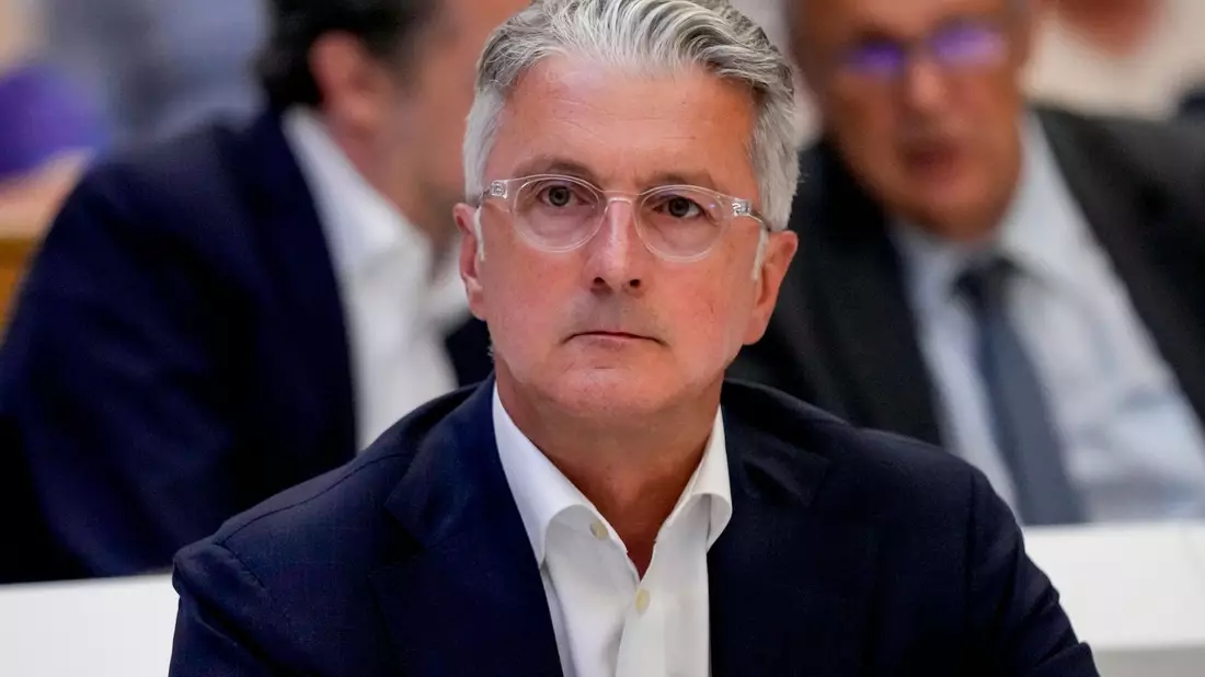 Nun ist das Urteil gegen Ex-Audi-Chef Rupert Stadler rechtskärftig. Dies hat eineinhalb Jahre nach der Verkündung der Bundesgerichtshof entschieden. (Archivbild) - Bild: Matthias Schrader/AP Pool/dpa