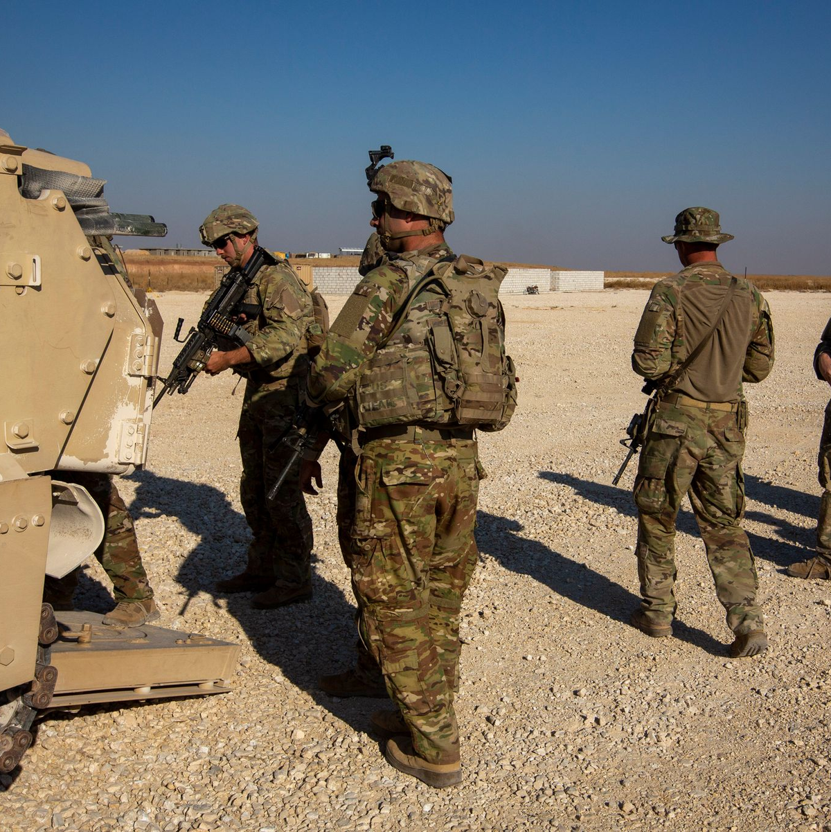In Syrien ist immer noch ein relativ kleines Kontingent des US-Militärs stationiert. (Archivbild) - Foto: Darko Bandic/AP/dpa