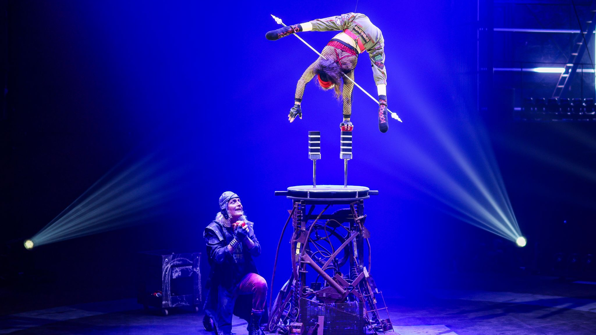 Nach dem Unfall glaubt sie vorerst, mit dem Zirkus abgeschlossen zu haben. - Foto: Christoph Reichwein/dpa