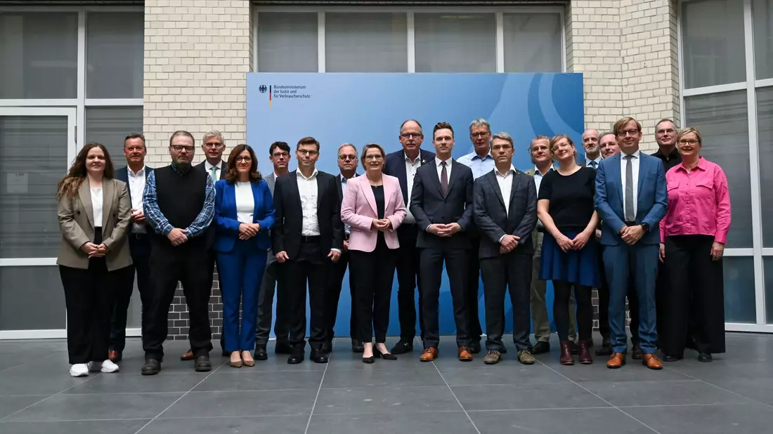 Mit Indexmieten und Kurzzeitmietverträgen befasst sich die Expertenkommission zum Mietrecht nicht, denn dazu steht schon etwas im Koalitionsvertrag. (Archivfoto) - Bild: Katharina Kausche/dpa