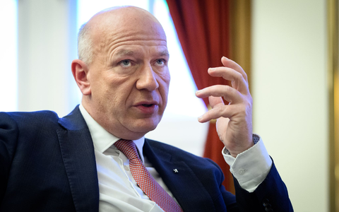 Berlins Regierender Bürgermeister Kai Wegner (CDU) sagt Silvester-Chaoten den Kampf an. (Archivbild)  - Foto: Bernd von Jutrczenka/dpa