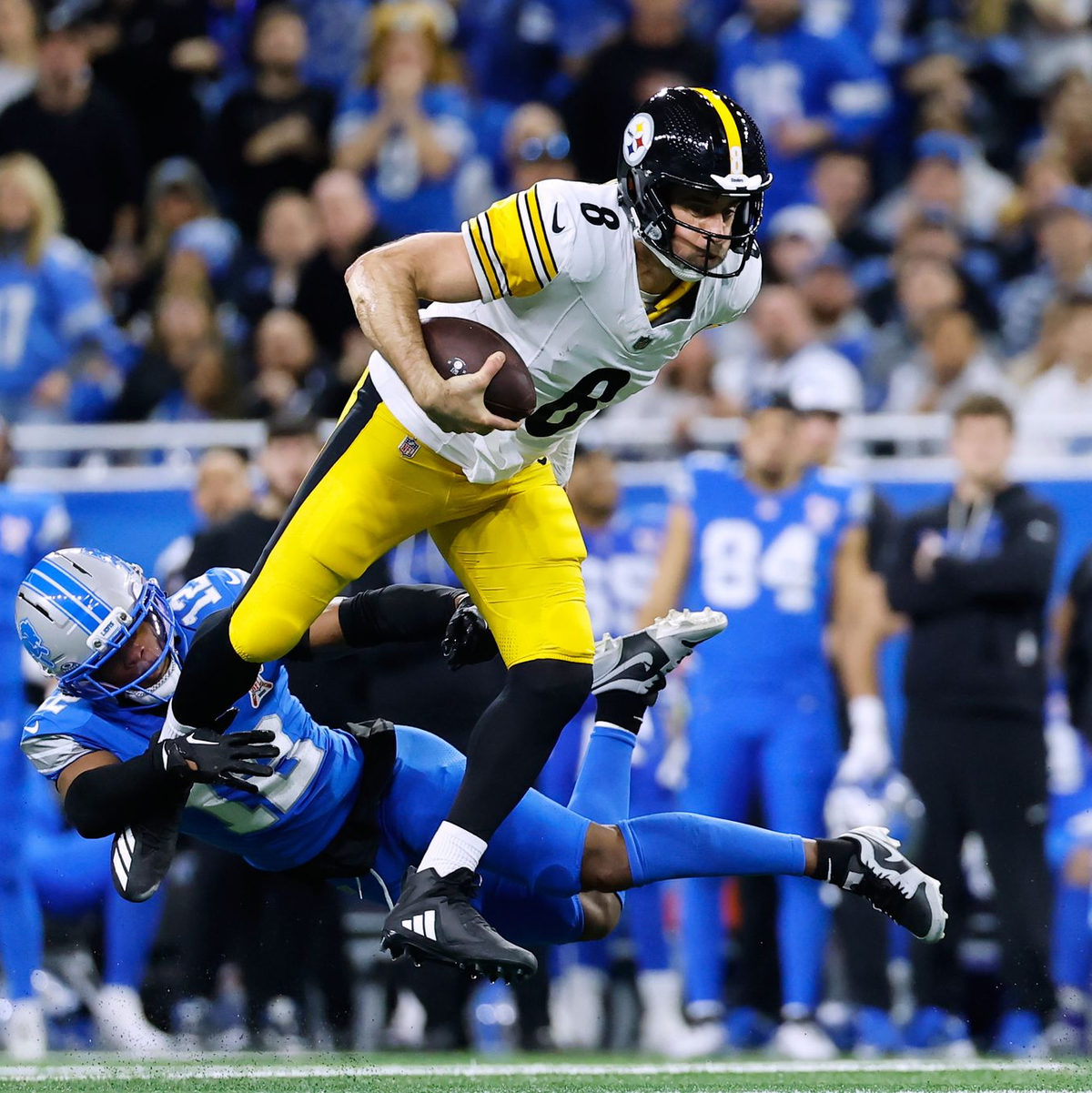 Die Lions konnten die Steelers um Quarterback Aaron Rodgers nicht zu Fall bringen. - Foto: Rey Del Rio/ AP/dpa