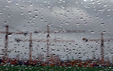 In der deutschen Wirtschaft fällt der Ausblick auf das kommende Jahr ziemlich grau aus. (Symbolbild) - Foto: Karl-Josef Hildenbrand/dpa