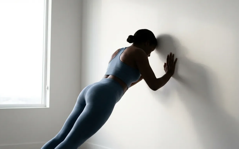 Wand-Liegestütze werden zum Winter-Favorit für Einsteiger - Foto: über boerse-global.de