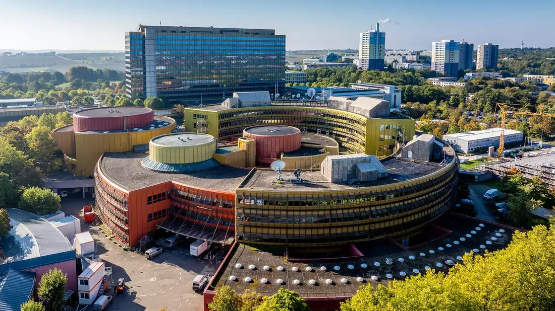 ZDF Erfolgreich auf allen Kanälen in 2025 / ZDF erreicht 82 Prozent der Bevölkerung mit starkem Informations- und Unterhaltungsangebot - Bild: presseportal.de
