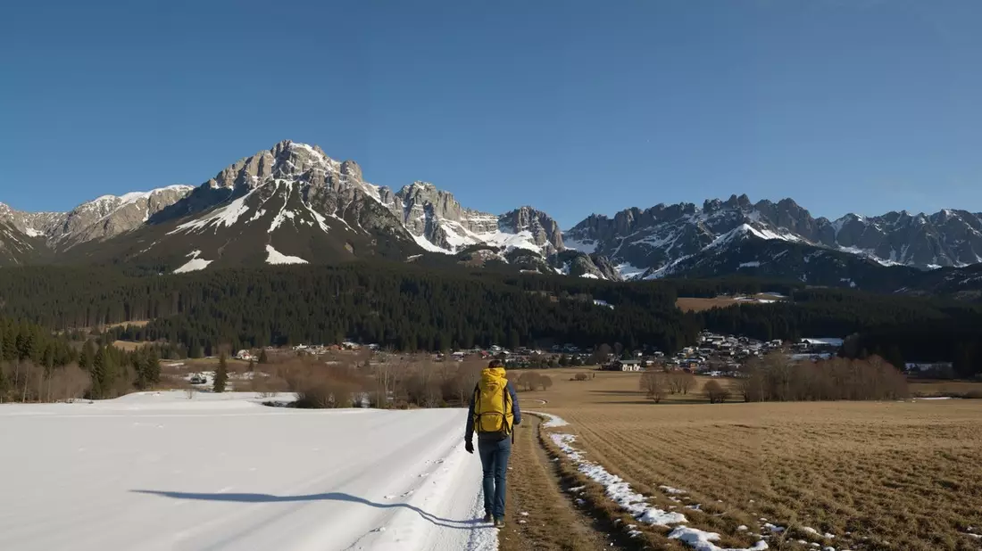 Impulstag „Wandern im Winter“: Der neue Winter geht zu Fuß - Bild: presseportal.de