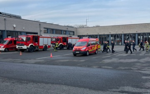 FW Dinslaken: Unterstützung bei Großeinsatz - Foto: presseportal.de