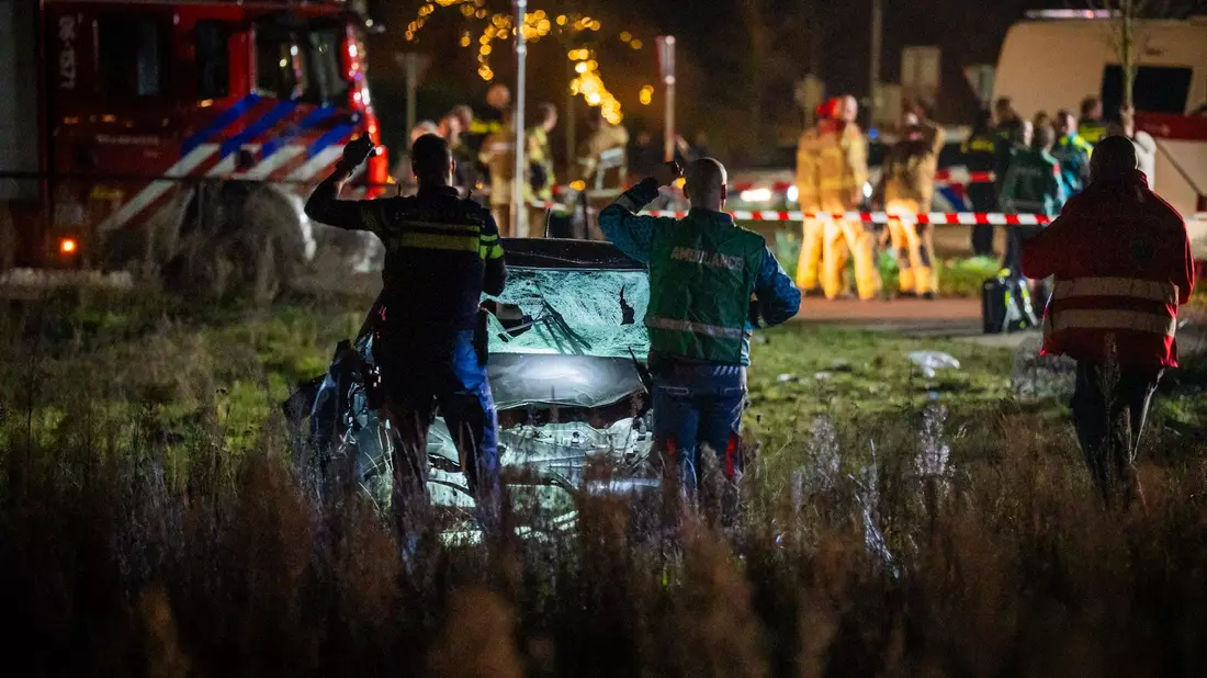 Eigentlich sollte in Nunspeet ein Lichterfest gefeiert werden.  - Bild: Roland Heitink/dpa