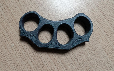BPOL NRW: Bundespolizei findet Schlagring bei einem 14-Jährigen - Foto: presseportal.de