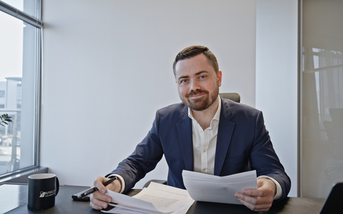 Oliver vom Lehn übernimmt Mehrheitsverantwortung: Apricus Solar AG setzt klaren Fokus auf Speicher und Utility Scale Projekte - Foto: presseportal.de