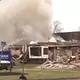  Als mögliche Ursache der Explosion am Dienstagabend wird ein Gasleck vermutet. - Bild: Uncredited/WPVI-TV/6ABC via AP/dpa
