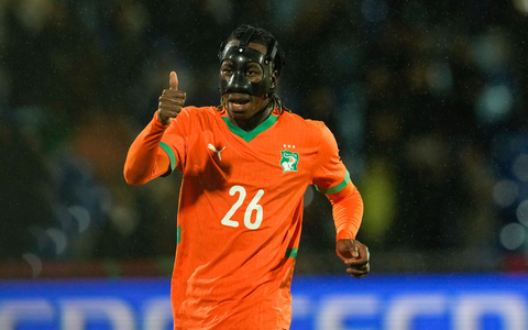 Bundesligaprofi Yan Diomande gewinnt mit der Elfenbeinküste beim Afrika-Cup. - Foto: Themba Hadebe/AP/dpa