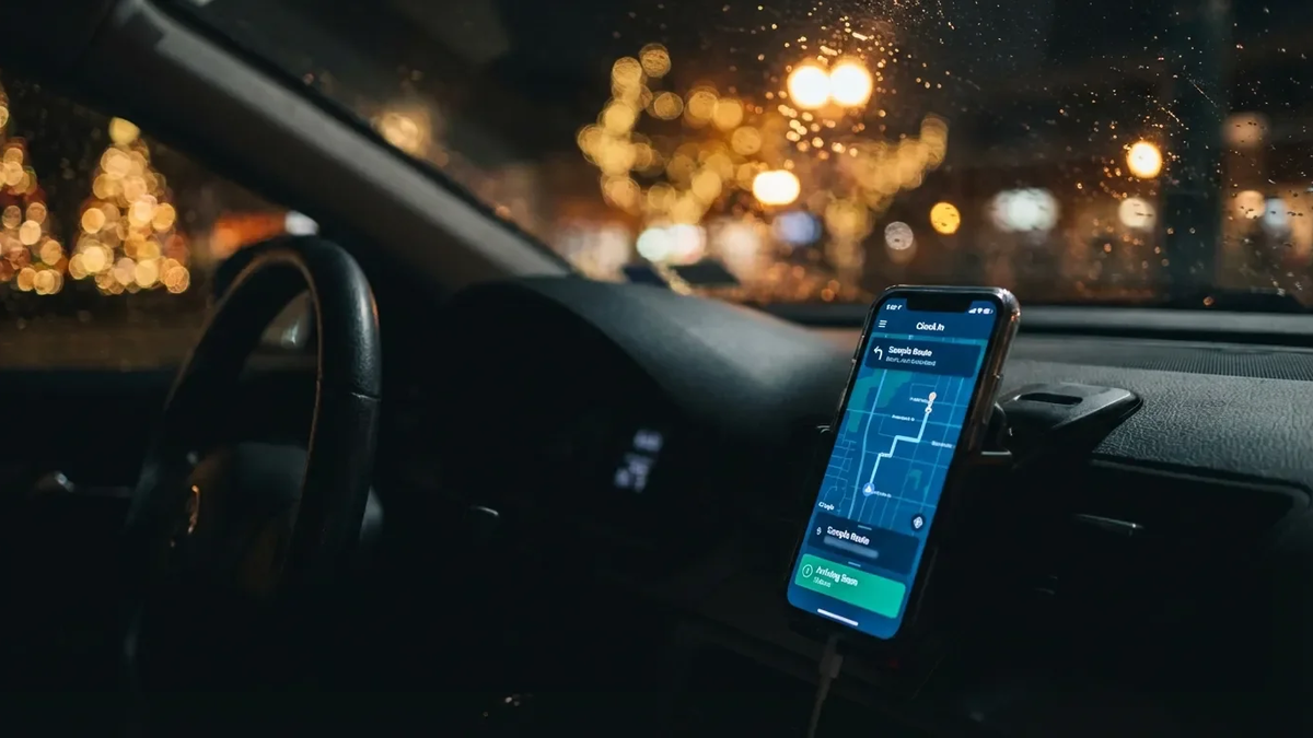 iPhone-Wegbegleitung schützt Alleinreisende an Heiligabend - Foto: über boerse-global.de