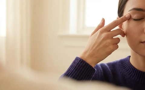 TCM-Punkt Gallenblase 1: Erste Hilfe gegen Feiertags-Kopfschmerz - Foto: über boerse-global.de