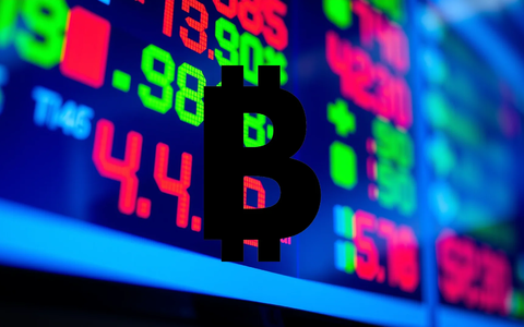 Institutional Investors Accumulate Strategy Inc. Shares Amid Crypto Downturn - Foto: über boerse-global.de