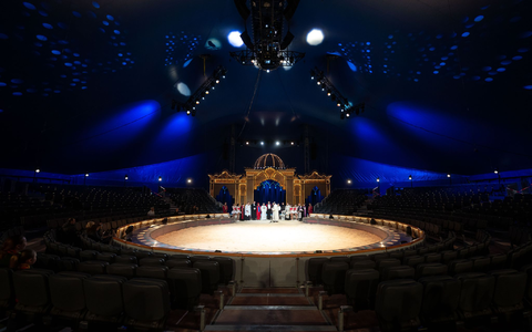 Der Circus Krone feierte am ersten Weihnachtstag die Premiere seines Winterprogramms, das in diesem Jahr unter dem Motto «Ich. Du. Wir. Krone» steht. (Archivbild) - Foto: Lukas Barth/dpa