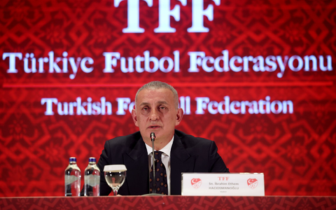 Hat Grund zur Sorge: Ibrahim Haciosmanoglu, Präsident des türkischen Fußballverbands. - Foto: Samet Yalcin/DIA Photo/AP/dpa