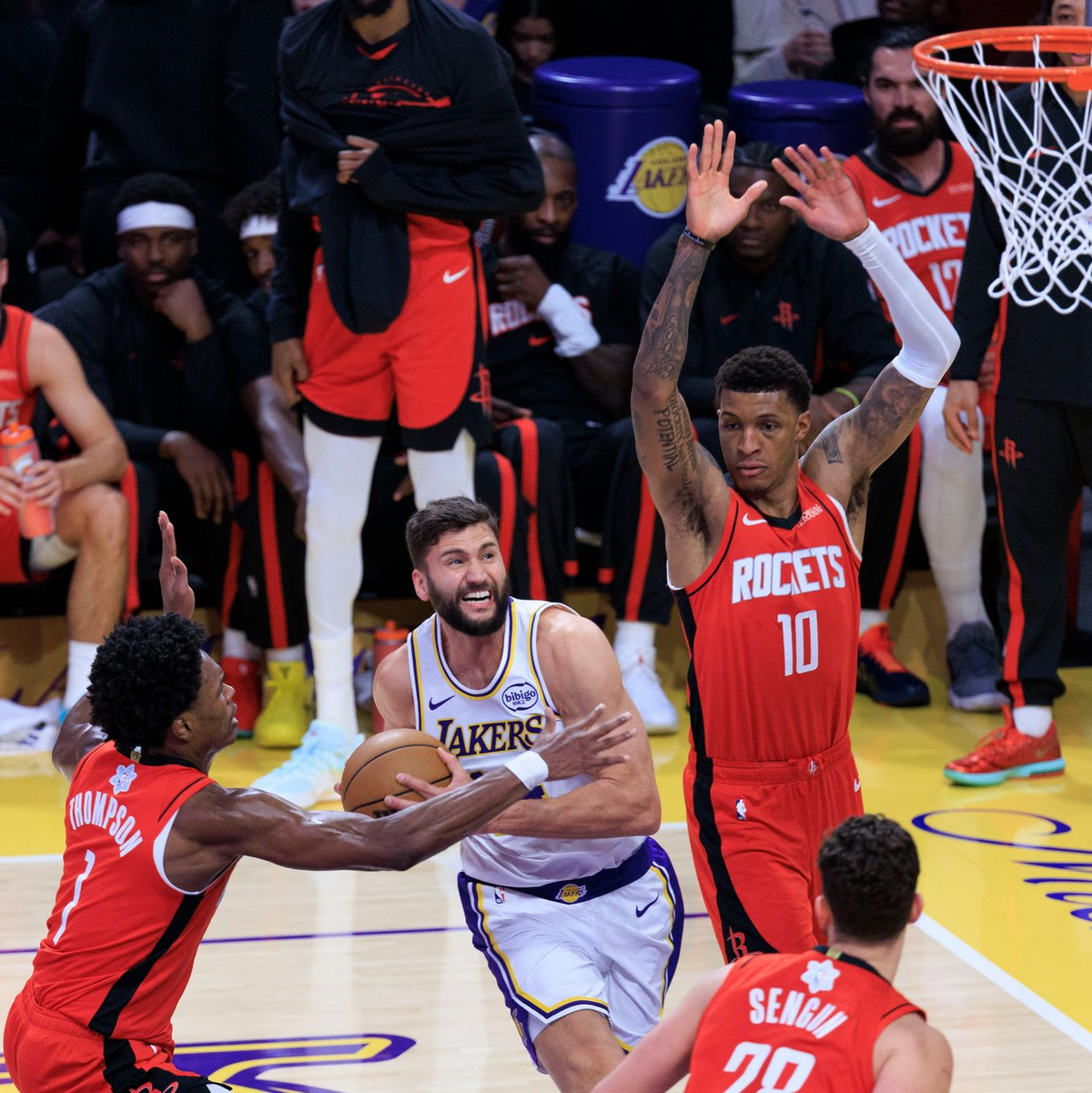 Maxi Kleber (M) konnte die Niederlage der Los Angeles Lakers nicht verhindern.  - Foto: Ariana Ruiz/PI via ZUMA Press Wire/dpa