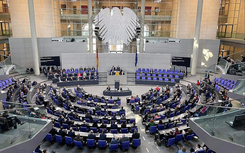 Bundestagssitzung (Archiv) - Foto: über dts Nachrichtenagentur