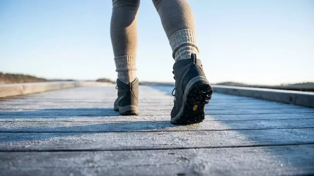 Tibialis-Muskel: Geheimwaffe gegen Winterstürze? - Bild: über boerse-global.de