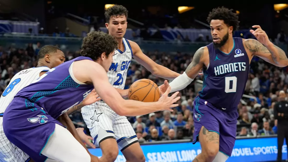 Tristan da Silva und die Orlando Magic hatten gegen die Charlotte Hornets das Nachsehen. - Bild: John Raoux/AP/dpa