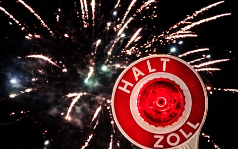 HZA-KA: Gefährliche Pyrotechnik/ Zoll mahnt zur Vorsicht bei Feuerwerk aus dem Ausland - Foto: presseportal.de