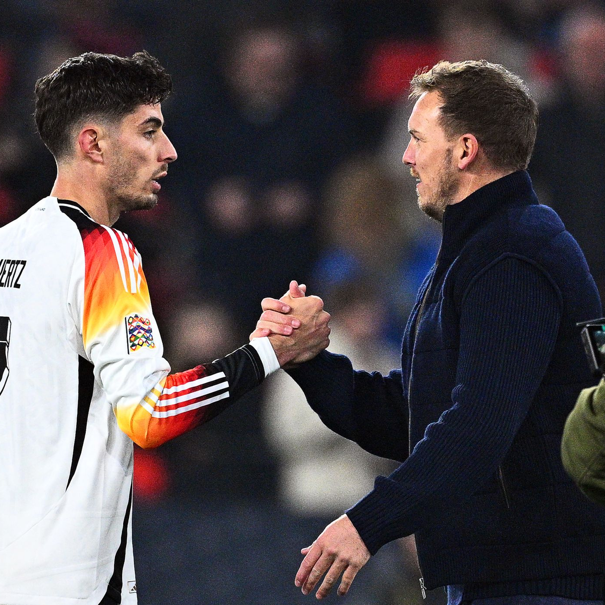 Bundestrainer Julian Nagelsmann (r) musste in diesem Länderspiel-Jahr komplett auf Kai Havertz verzichten. (Archivbild) - Foto: Tom Weller/dpa