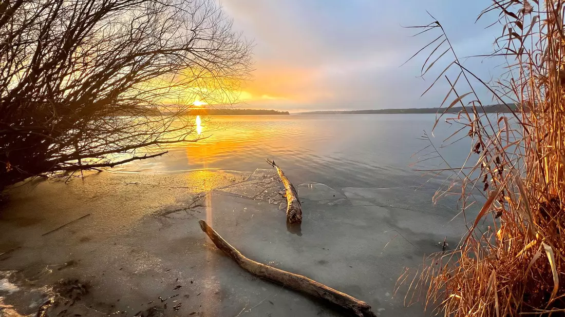 Sonniges Winterwetter zeigt sich am vielfach am Wochenende.  - Bild: Stephanie Pilick/dpa