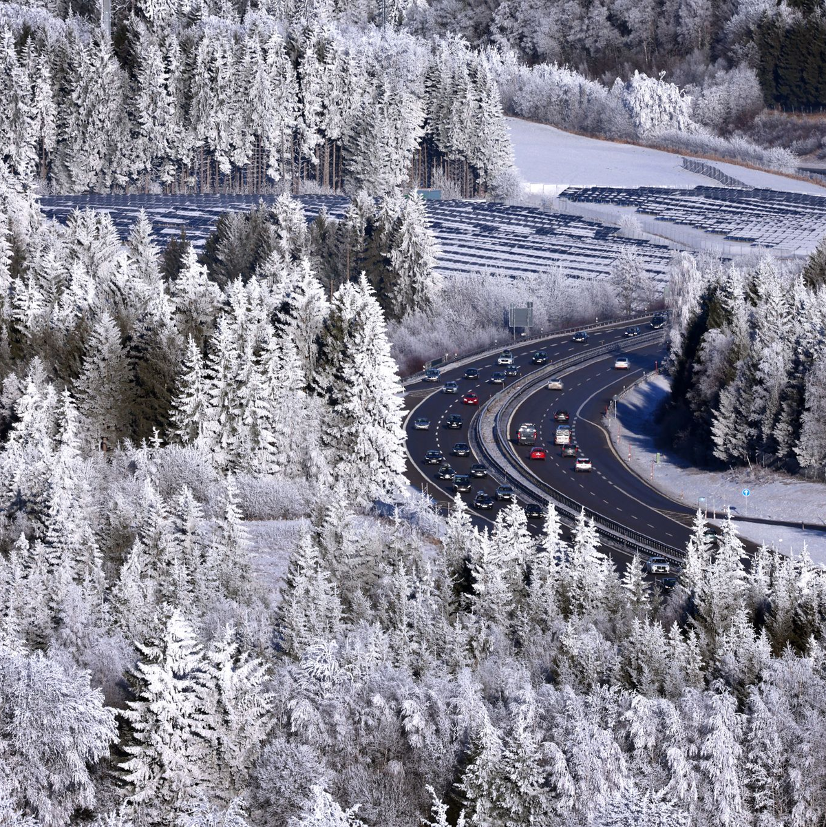 Die drei Weihnachtstage vom 24. bis 26. Dezember waren in Deutschland im Mittel so kalt wie seit dem Jahr 2010 nicht mehr.  - Foto: Karl-Josef Hildenbrand/dpa