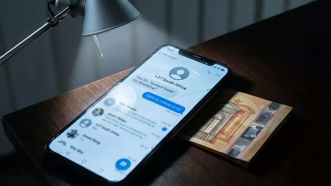 WhatsApp-Betrüger rekrutieren Geldwäscher zum Jahreswechsel - Bild: über boerse-global.de