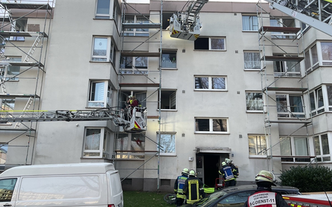 FW-DO: Feuer in Dortmund Westerfilde / Kellerbrand in einem Mehrfamilienhaus. - Foto: presseportal.de