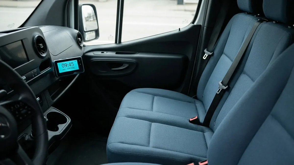 EuGH-Urteil zwingt deutsche Firmen zur Arbeitszeiterfassung im Beifahrersitz - Foto: über boerse-global.de