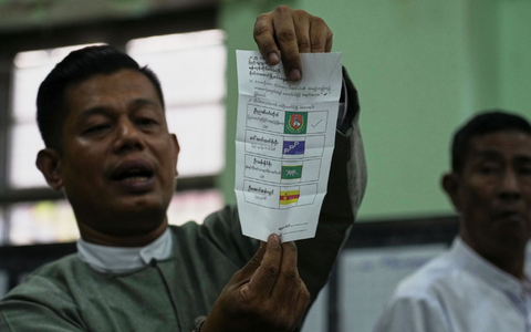 Das Votum findet in drei Phasen statt.  - Foto: Thein Zaw/AP/dpa