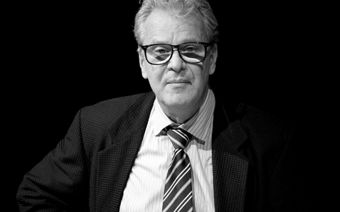 Der Schauspieler Peter Sattmann während einer Probe zum Theaterstück «Love Letters» im Schlosspark Theater in Berlin im Jahr 2009. (Archivbild). - Foto: picture alliance / dpa