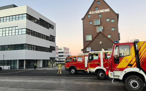 FW-KLE: Feuerwehr Kleve unterstützt bei Wasserschaden an der Hochschule Rhein-Waal - Foto: presseportal.de