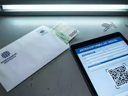Wehrpflicht-Fragebogen: 1.000 Euro Strafe droht bei Nichtbeantwortung - Foto: über boerse-global.de