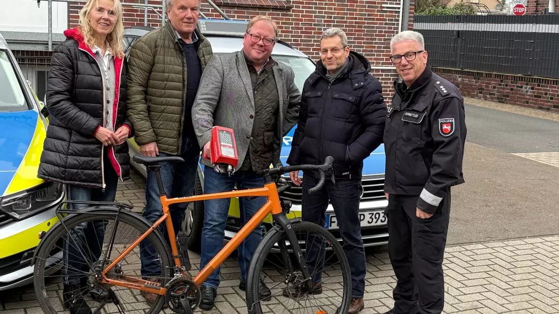 POL-WHV: Neue Technik erleichtert Fahrradcodierung in Varel - Bild: presseportal.de