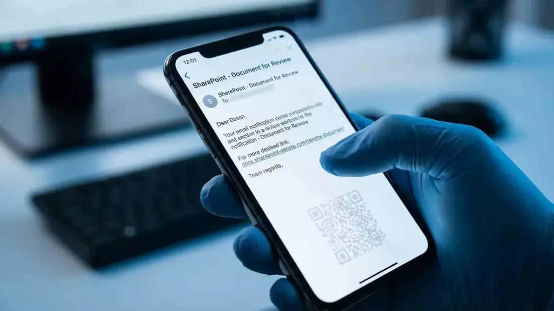 Cyberangriffe: QR-Codes und gefälschte Dokumente überrollen Smartphones - Bild: über boerse-global.de