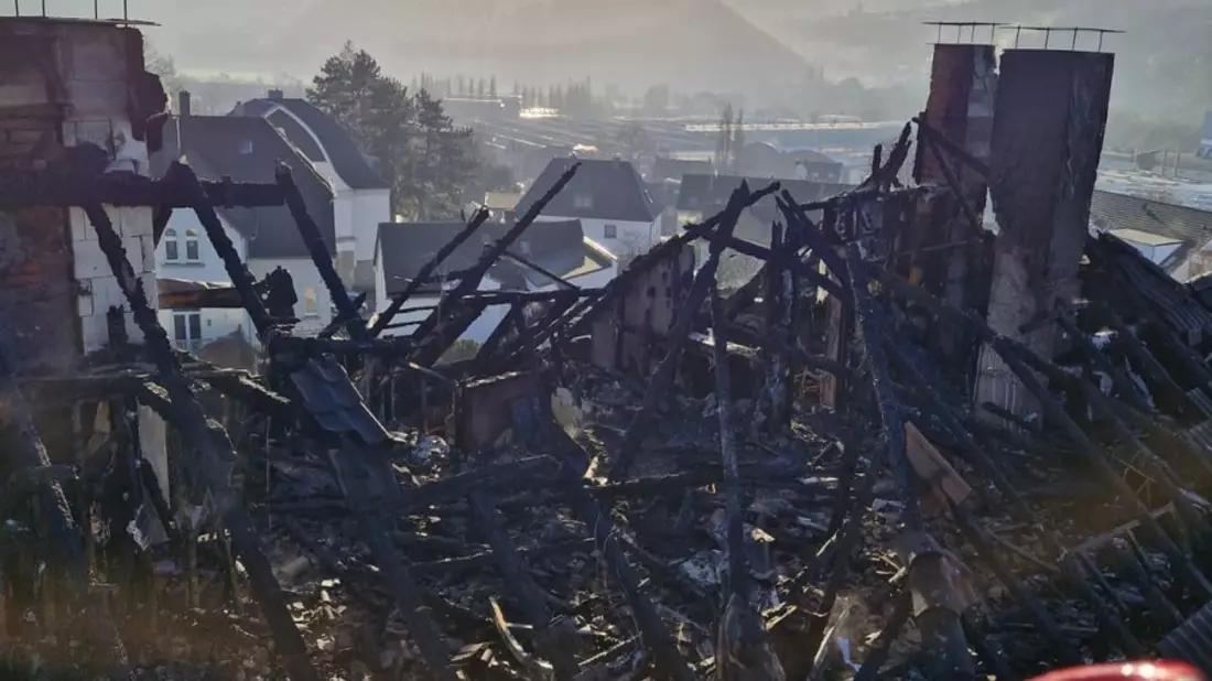 FW-EN: ABSCHLUSSMELDUNG: Dachstuhlbrand in Wetter (Ruhr) - Bild: presseportal.de